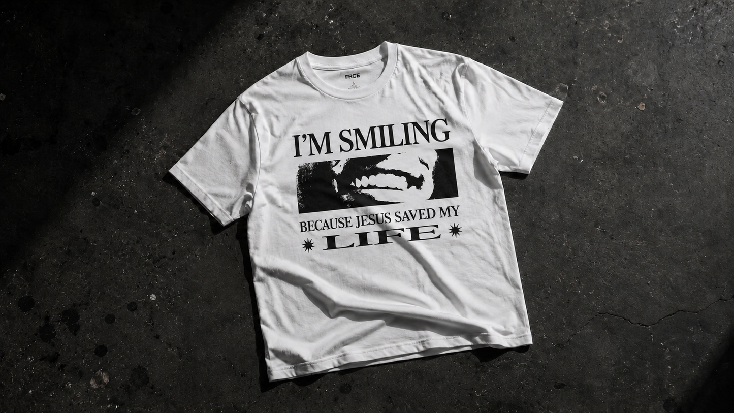 I'm Smiling Tee